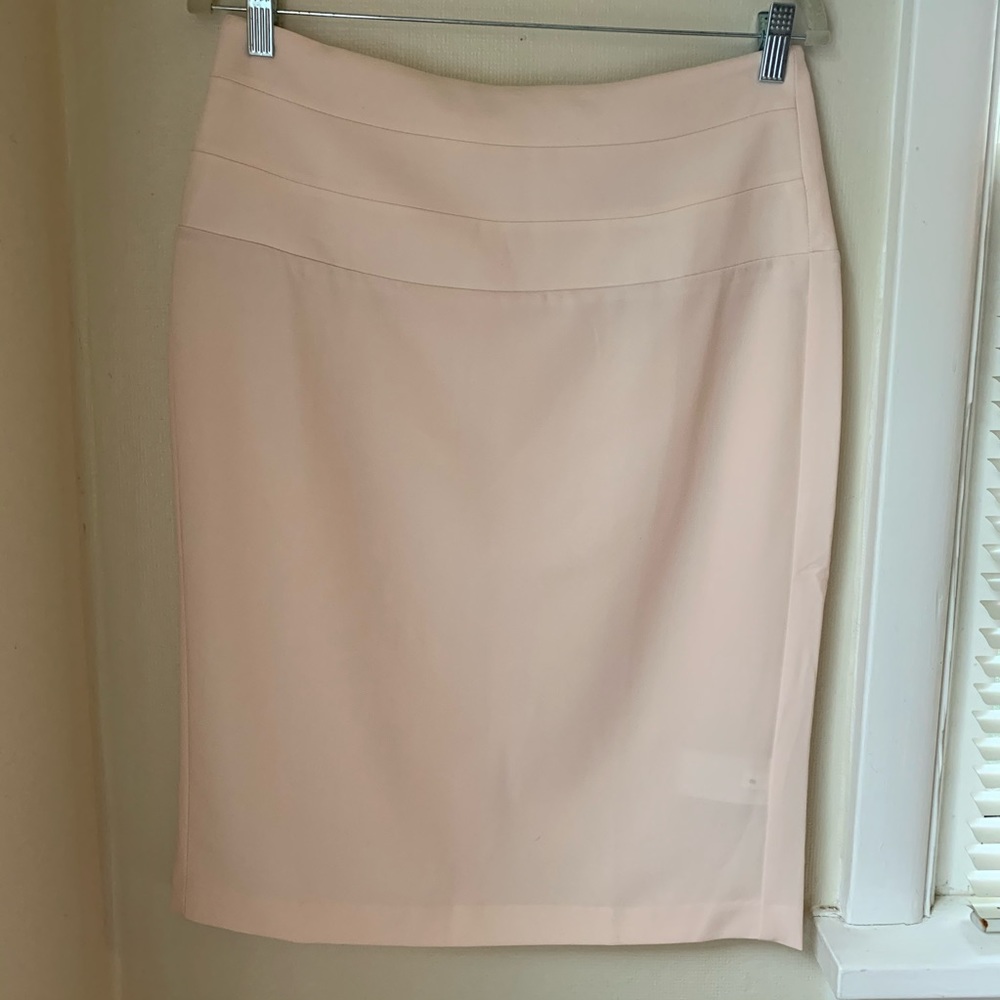 VENUS Soft Pink Pencil Skirt